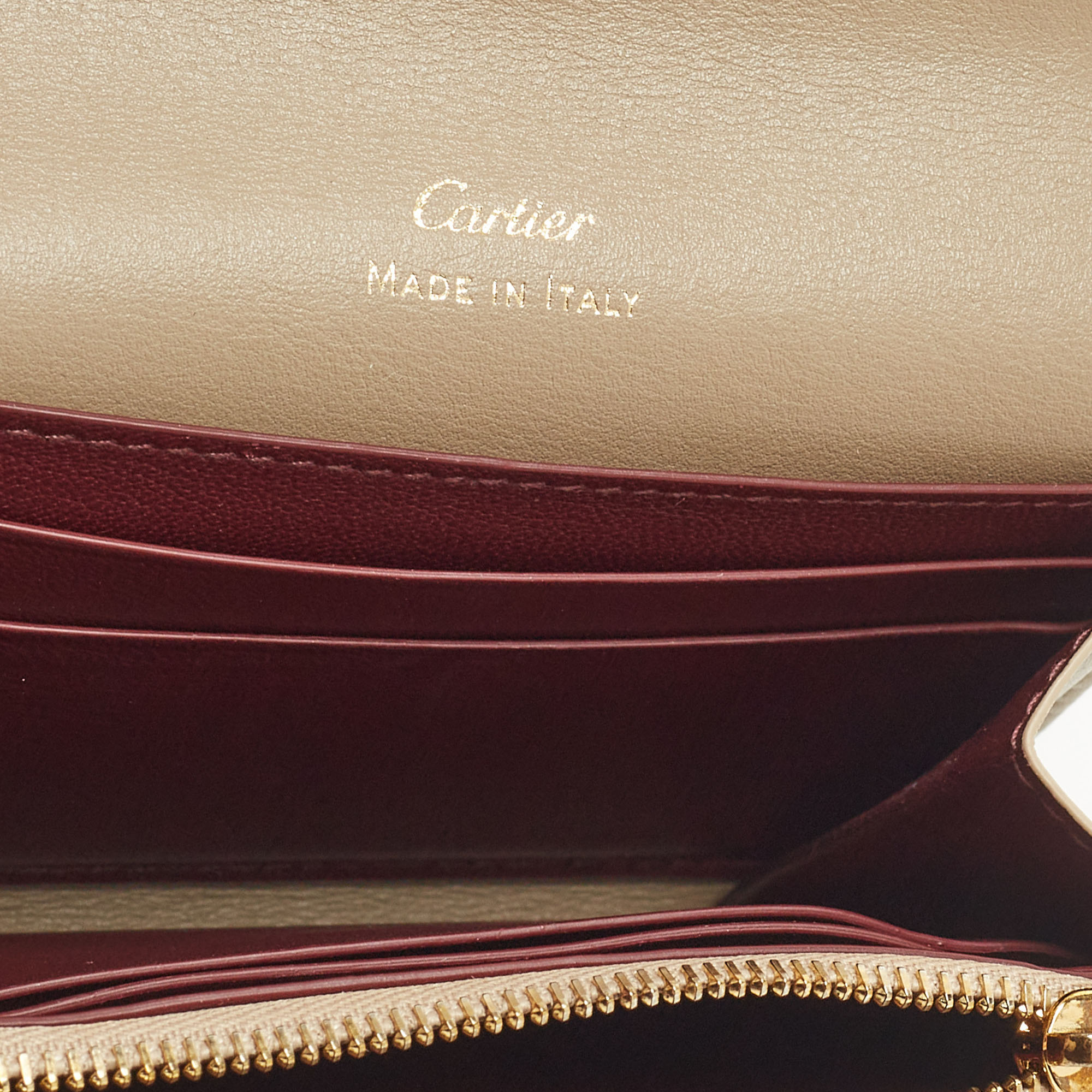   The Luxury Closet Cartier Beige Leather Must De Cartier Flap Card Case