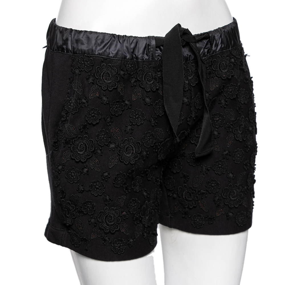   The Luxury Closet Moncler Black Cotton Floral Applique Shorts M