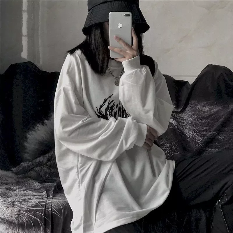 Goth Bottoming Shirt Equipped With Men Women Autumn Korean Vintage Printing Loose Bf O-neck Long-sleeved T-shirt White Top