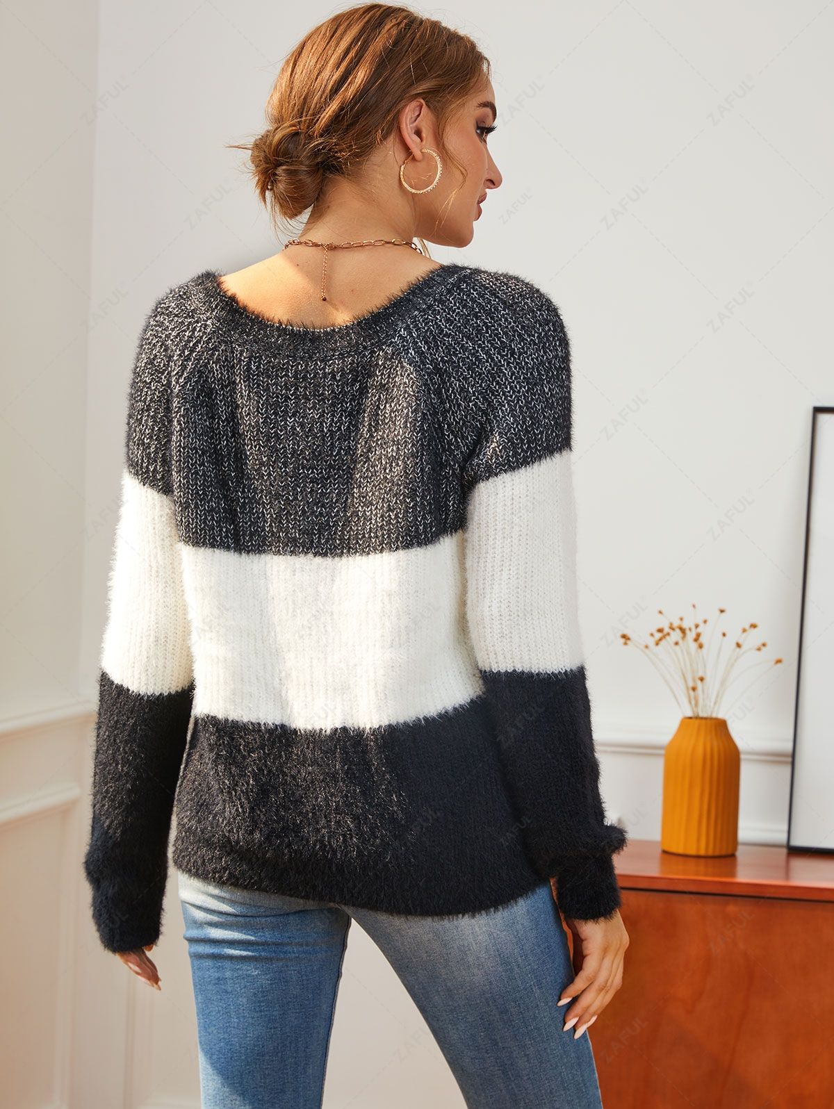  Colorblock Fuzzy Raglan Sleeve Jumper Sweater