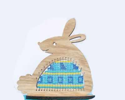 Бисероплетение Кролик Набор для создания сувенира на подставке