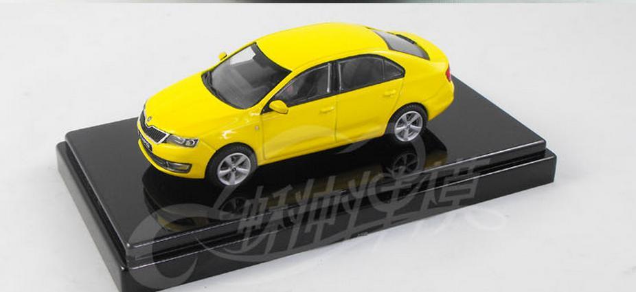 Модели, игрушки Модель 1:43 для Skoda Rapid 2012 -