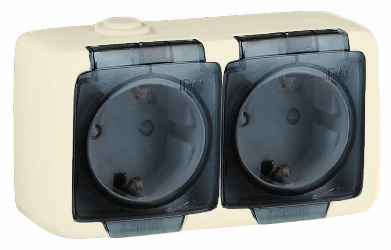Розетка HEGEL ALFA IP44, открытый монтаж, 2-х постовая, с з/к, с крышкой, 16A, в сборе, IP44, слоновая кость (РА16-251-01)