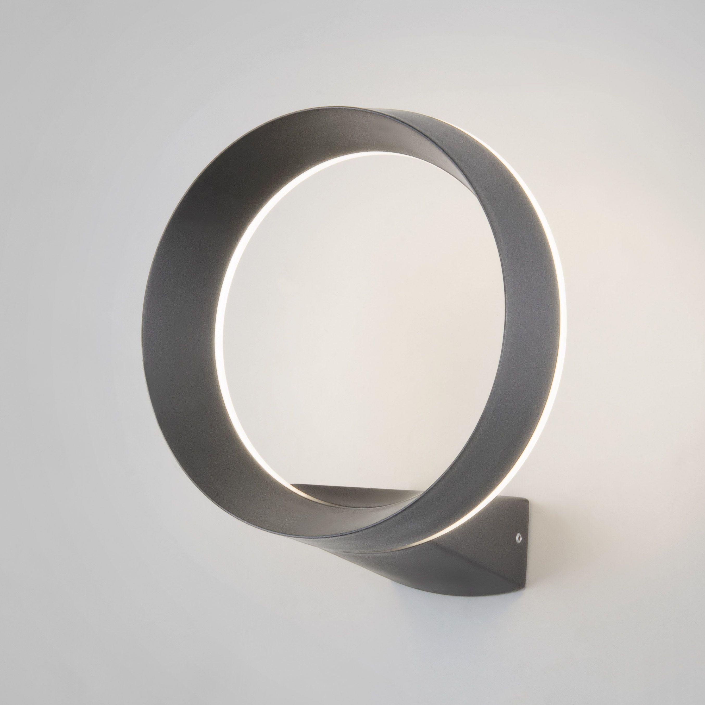 Уличный настенный светодиодный светильник Ring IP54 Ring a054932