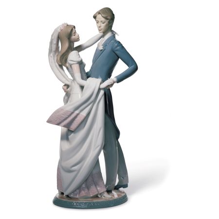 Предметы интерьера  Williams Oliver Фигурка Lladro Люблю - танец новобрачных 16x37 см