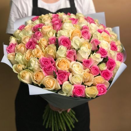  Букет из роз нежный микс 101 шт. (70 см)