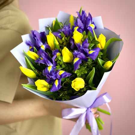 Ирисы  Flor2u Букет Весенний