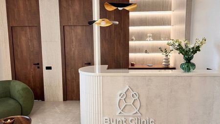 Коррекция фигуры Роликовый массаж с термокомпрессией в клинике красоты Bunt Clinic