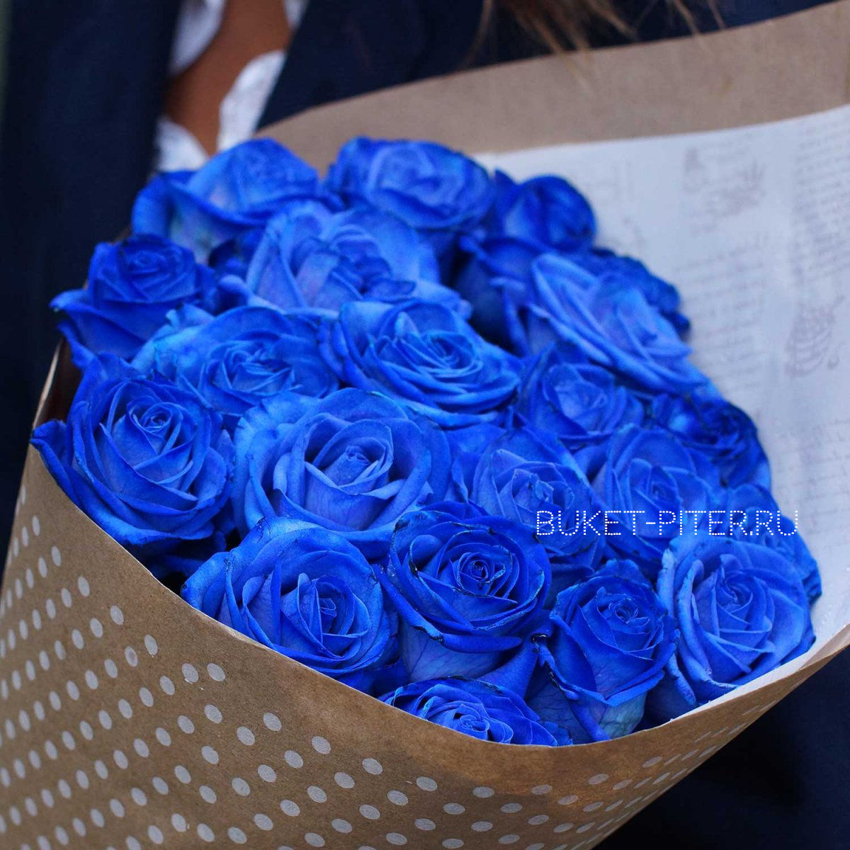 Синие розы Букет Синих Роз в Упаковке LUX