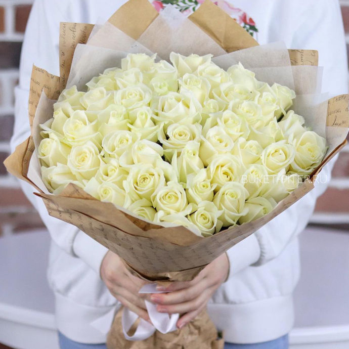 Белые розы Букет Белых Роз 50см в упаковке