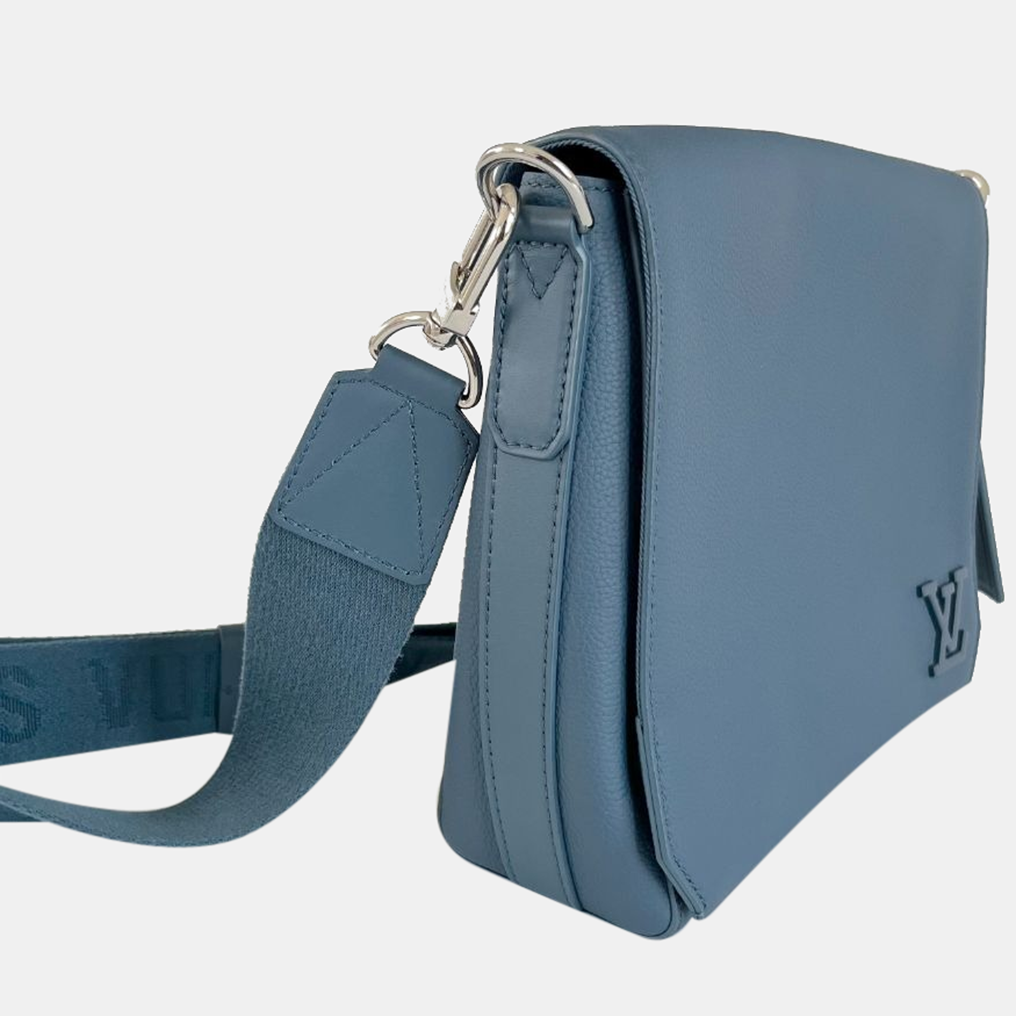  Louis Vuitton Blue Leather Aerogram Takeoff Messenger Bag