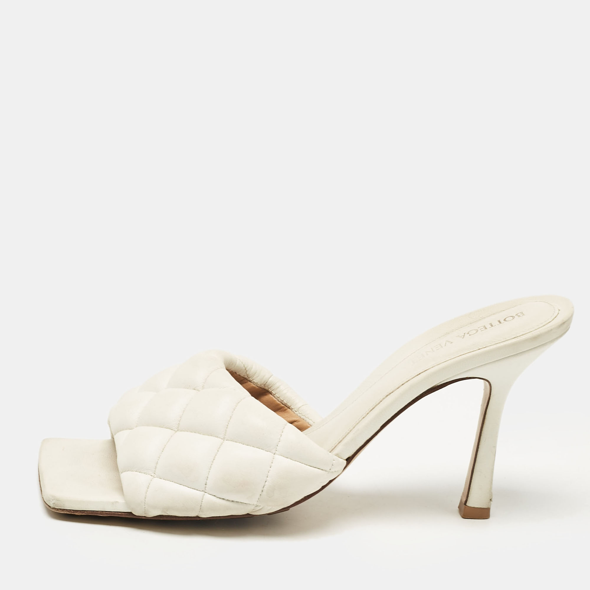 Bottega Veneta Cream Leather Lido Slide Sandals Size 37