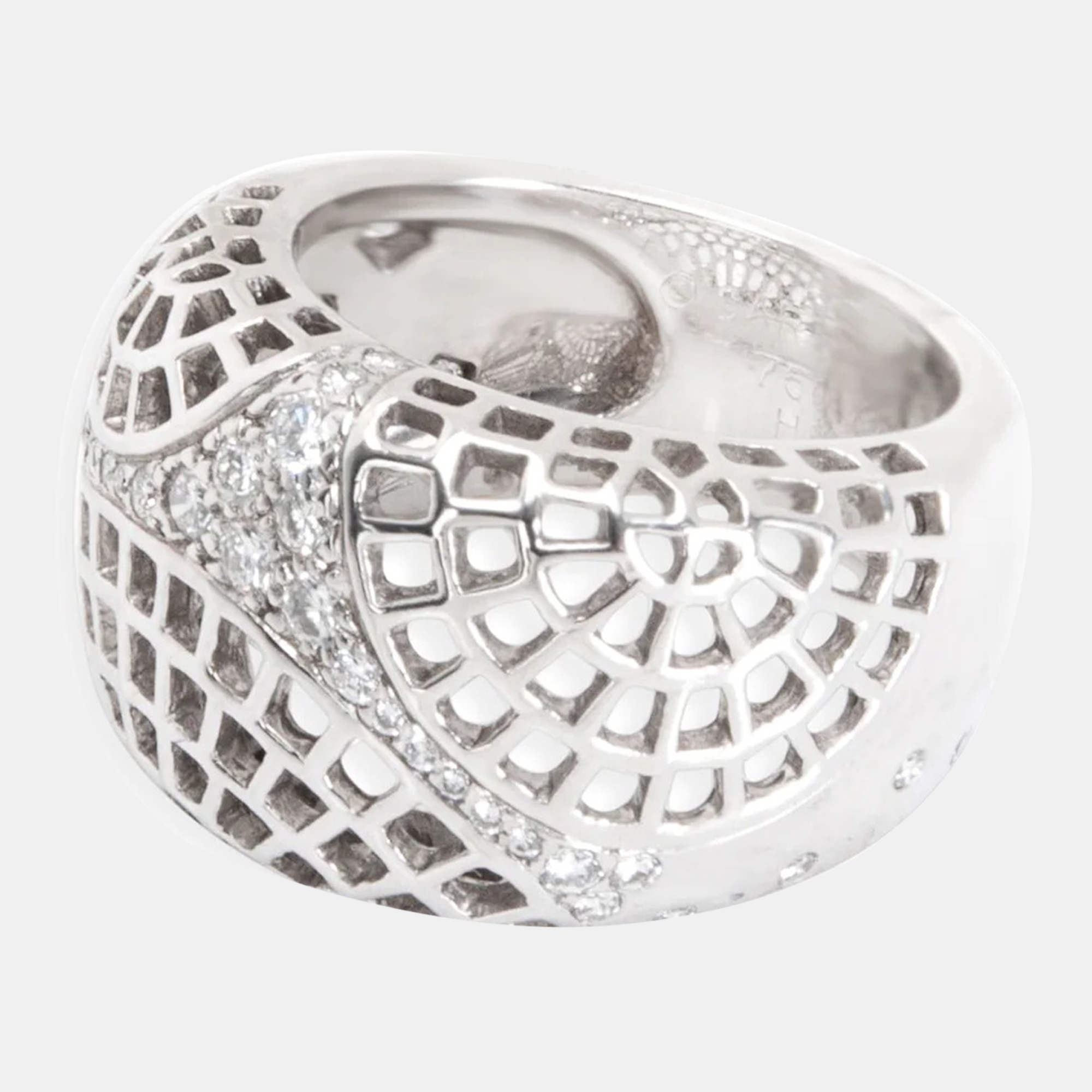  The Luxury Closet Cartier 18K White Gold, 0.45 Ctw Broiderie Diamond Dome Ring