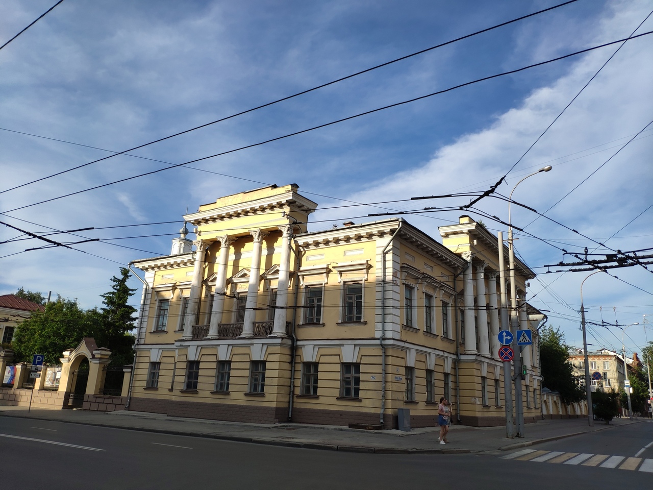 3 гор томск. Близнец краеведческого музея в Томске Крячков. Прогулка по Томску : фото.