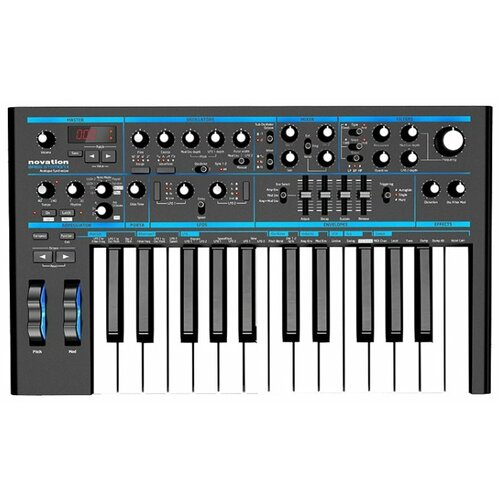 Синтезатор Novation Bass Station II черный