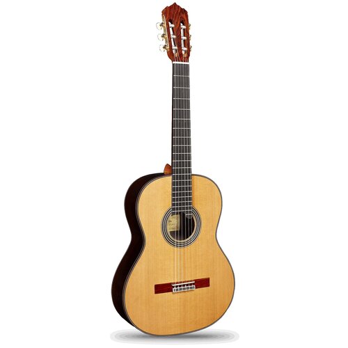 Классическая гитара Alhambra 3.847 Linea Profesional