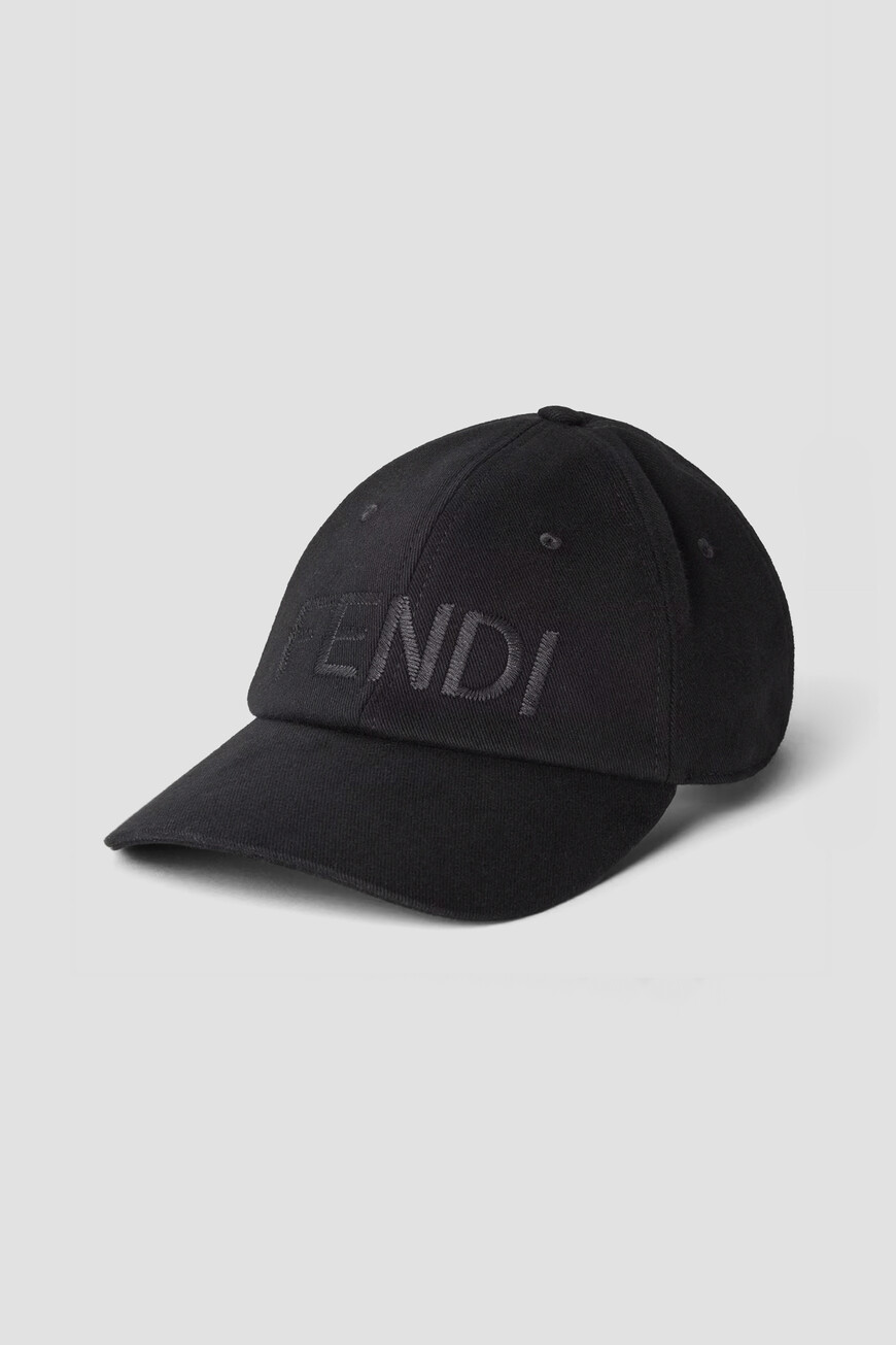 Бейсболка Fendi