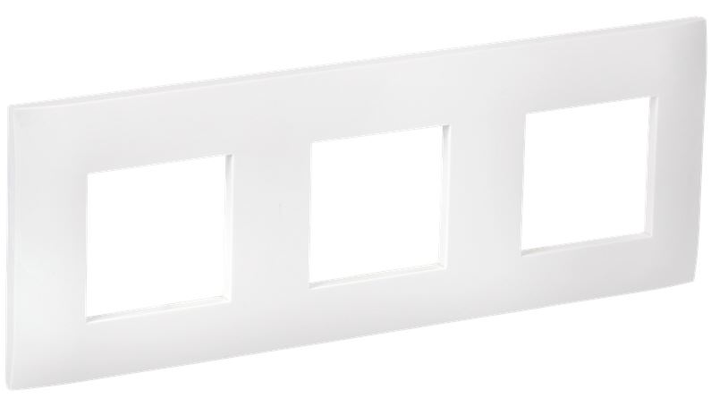 Рамка тройная IEK SK-M32-K01 SKANDY SK-F03W Арктический белый