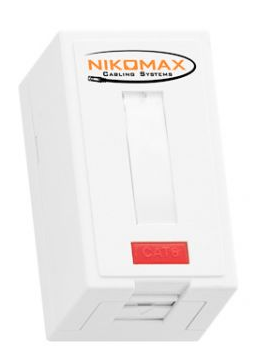 Компьютерная розетка настенная NikoMax NMC-WO1UD2-FT-ST-WT 1 порт, Кат.5e, RJ45/8P8C, FT-TOOL/110/KRONE, T568A/B, неэкран., со шторкой, белая