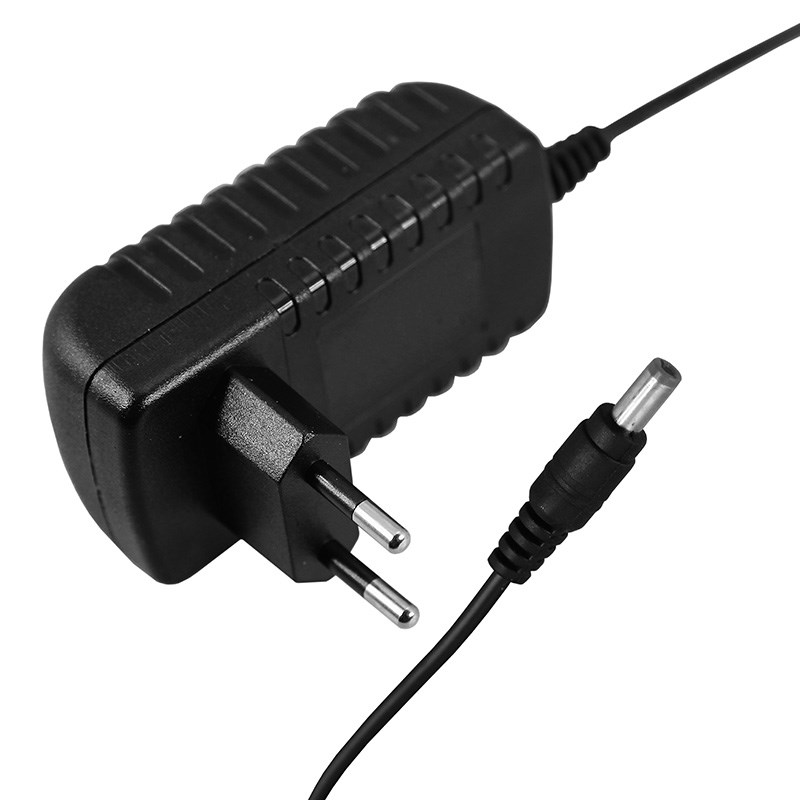 Источник питания Rexant 200-024-5 110-220 V AC/5 V DC 3 А 15 W с DC разъемом подключения 5.5х2.1, без влагозащиты (IP23)