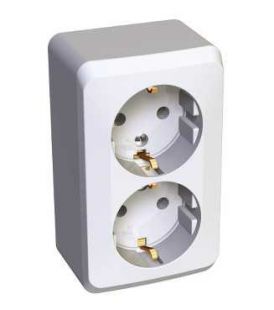 Розетка Schneider Electric PA16-007B Этюд 2-ая, с заземлением, без шторок, наружная, 16 А, 250 В, 3680 Вт, IP20, в сборе (белая)
