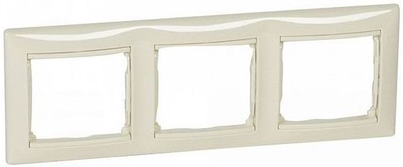 Рамка Legrand 695633 Valena CLASSIC - 3 поста, горизонтальная, слоновая кость