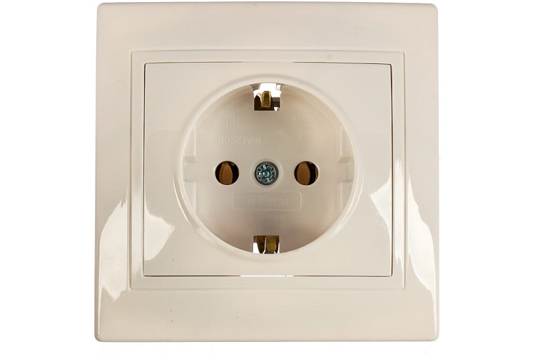 Розетка IEK ERK14-K01-16-DM 1-м СП Кварта РС10-3-КБ 16А IP20 с заземл. без защ. шторок белая