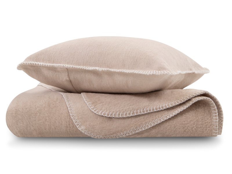 Комплект плед и чехол на подушку divan.ru Бэй Beige 150x100