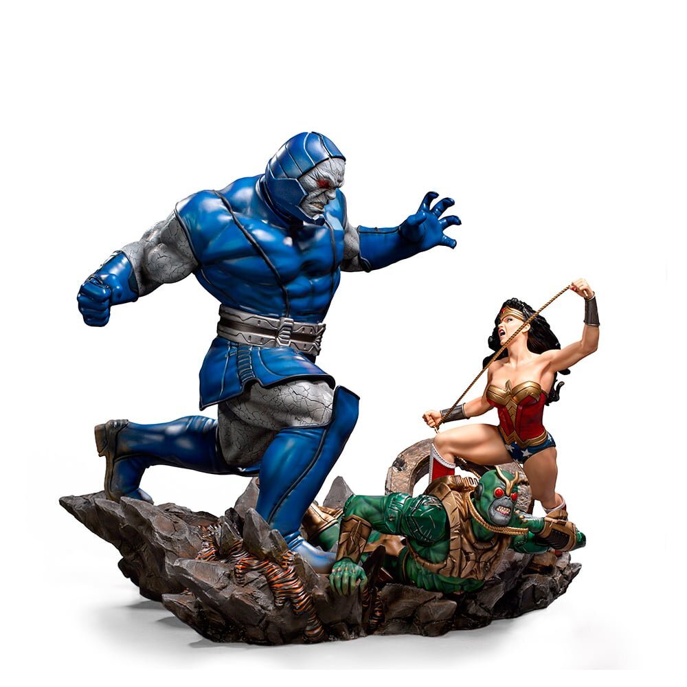 Статуэтка DC Comics Wonder Woman vs Darkseid Diorama