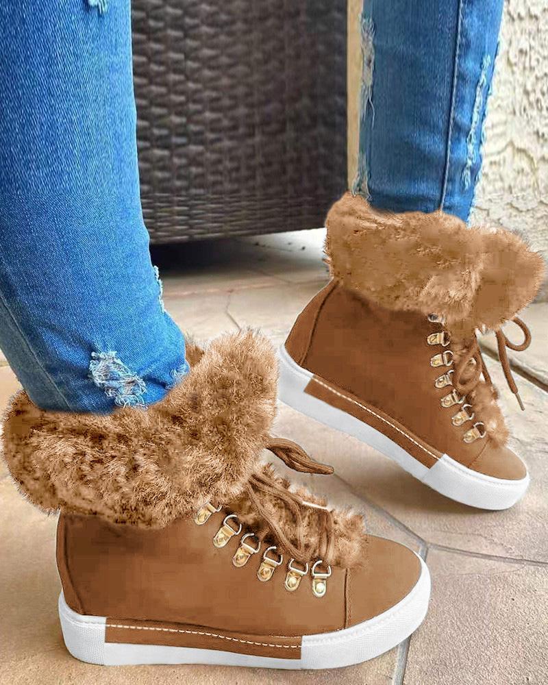 Fuzzy Trim Lined Hidden Wedge Snow Boots