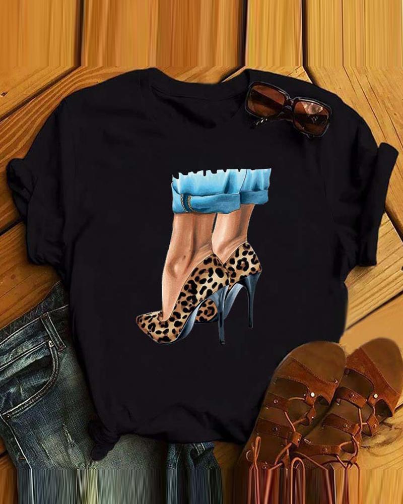 Women's Leopard Graphic Print Short Sleeve T-shirt