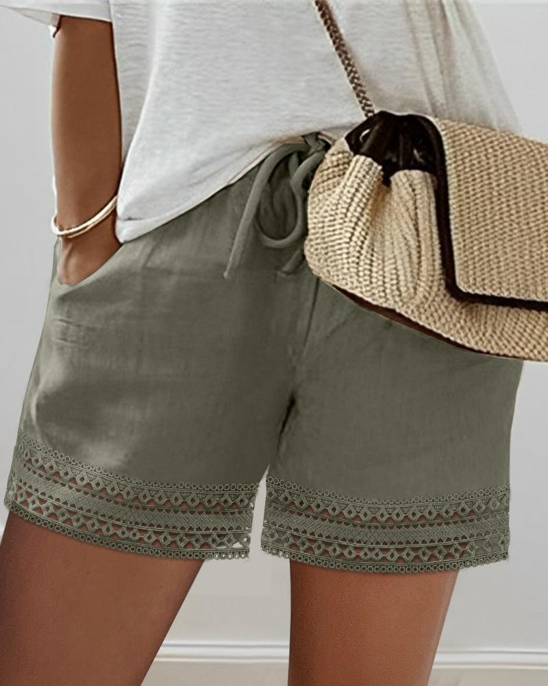  Lace Patch Pocket Design Drawstring Shorts