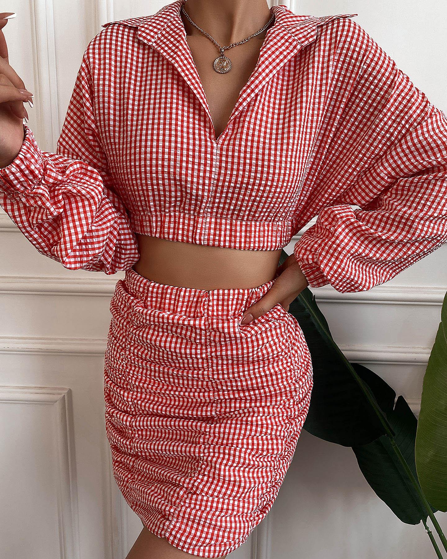 Plaid Print Lantern Sleeve Crop Top & Ruched Skirt Set