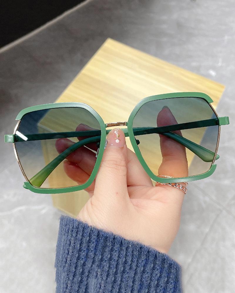   ChicMe 1Pair Irregular Frame Tinted Lens Retro Sunglasses