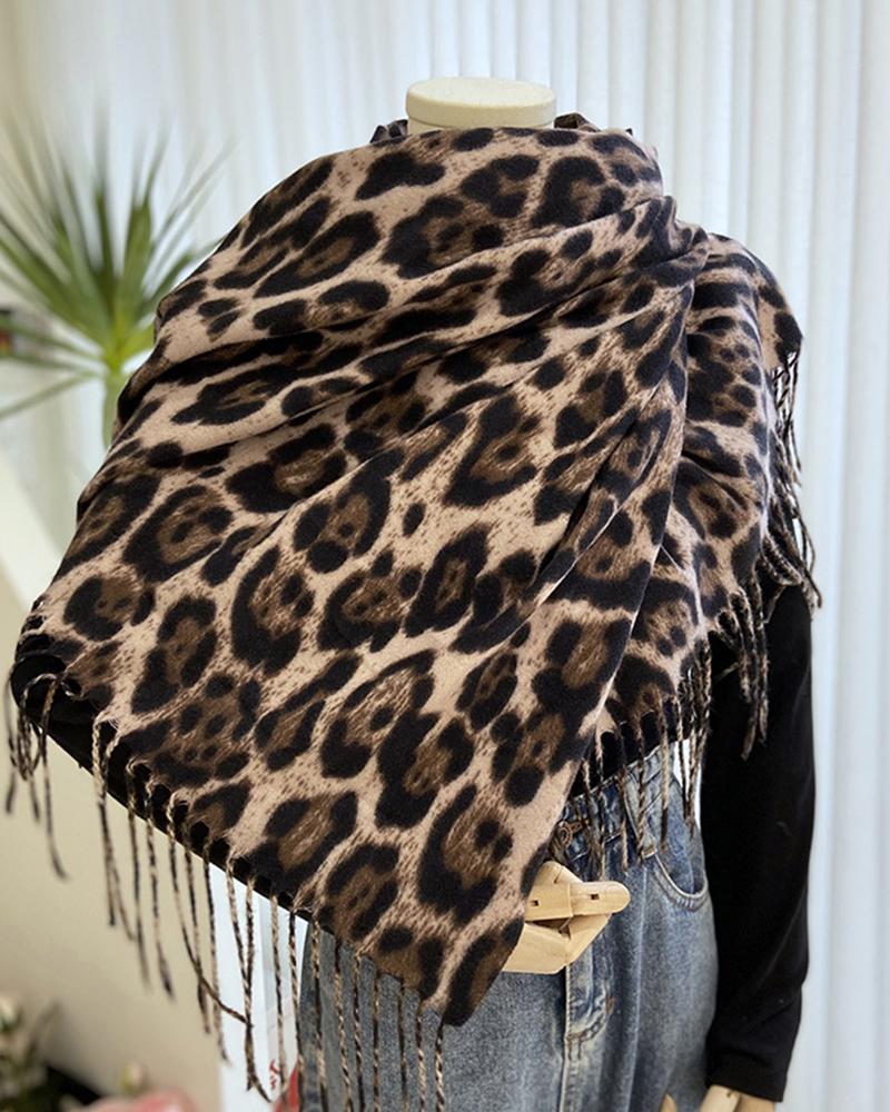 Leopard Tassel Design Thermal Scarf