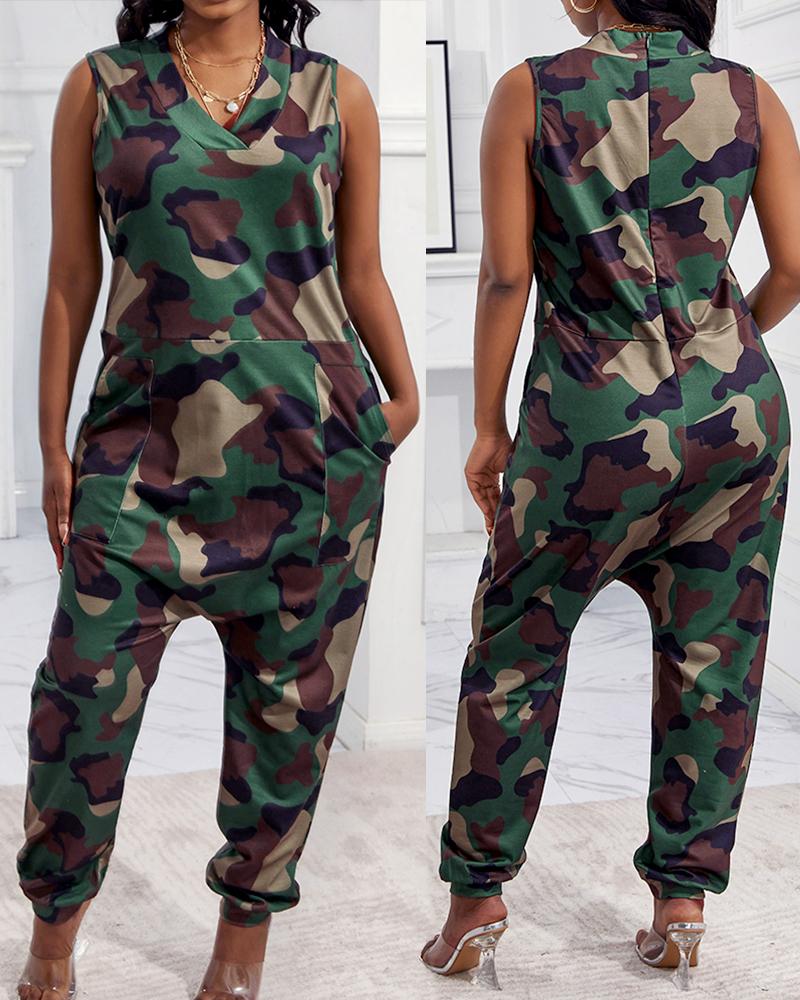 Camouflage Sleeveless Pocket Design V-Neck Jumpsuit