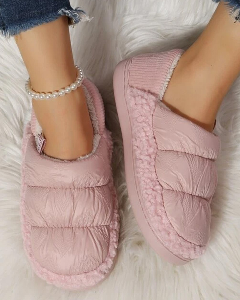 Quilted Round Toe Lined Slip-on Slippers