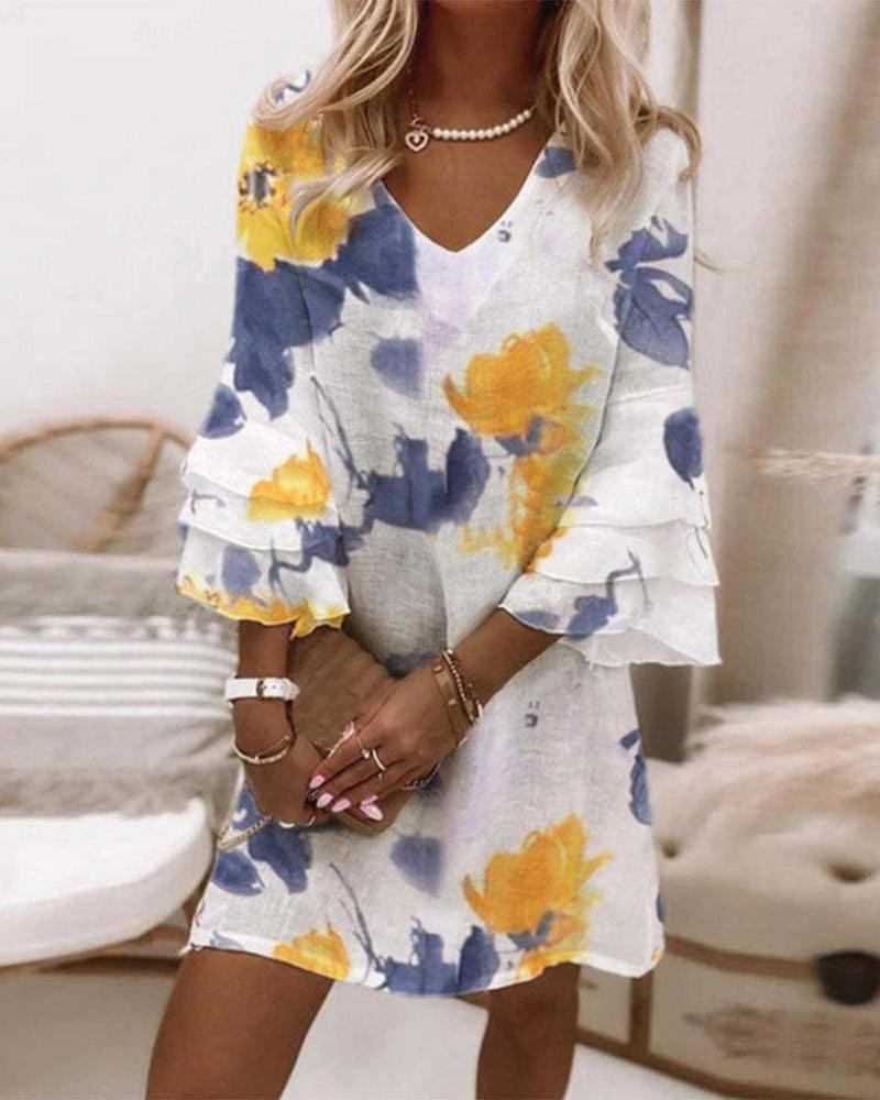 Floral Print Bell Sleeve Casual Dress