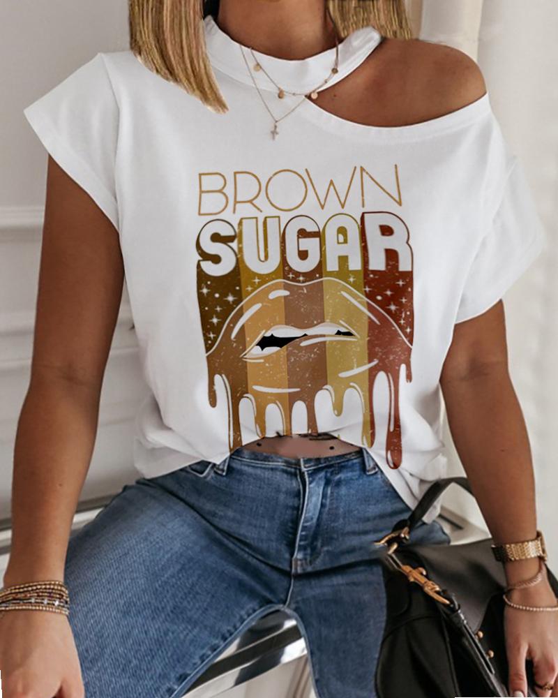 T-shirt & Tees  ChicMe Brown Sugar Lip Print Cold Shoulder T-shirt