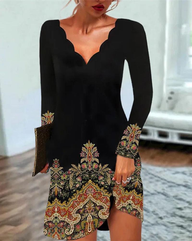 Tribal Print Scallop Trim Long Sleeve Casual Dress