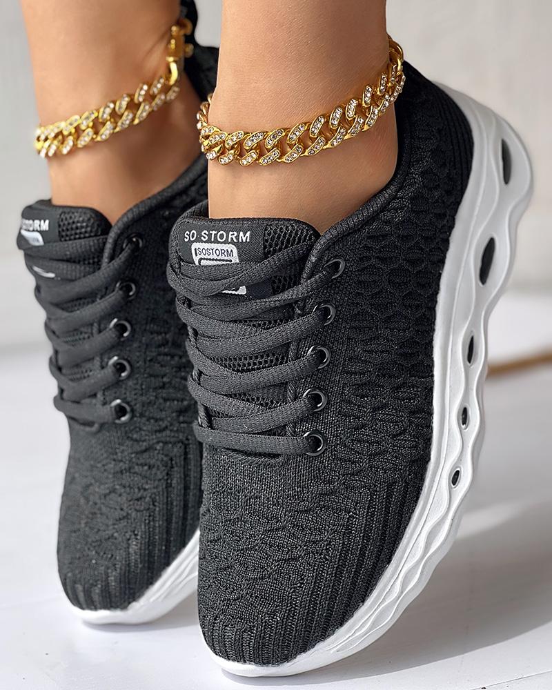 Lace-up Breathable Casual Sneakers