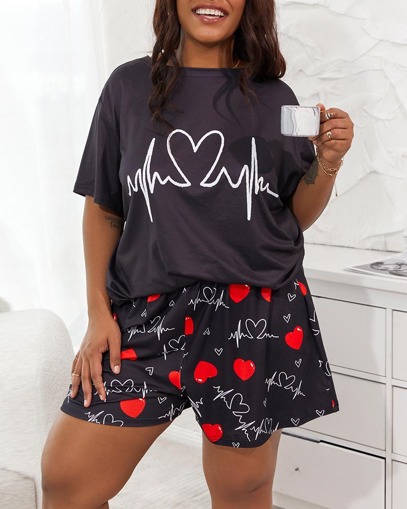 Plus Size Heart Print Short Sleeve Pajamas Set