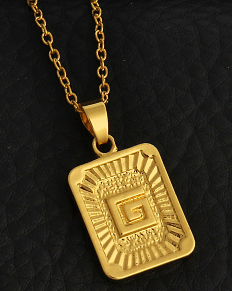 1pc Letter Embossed Square Pendant Necklace