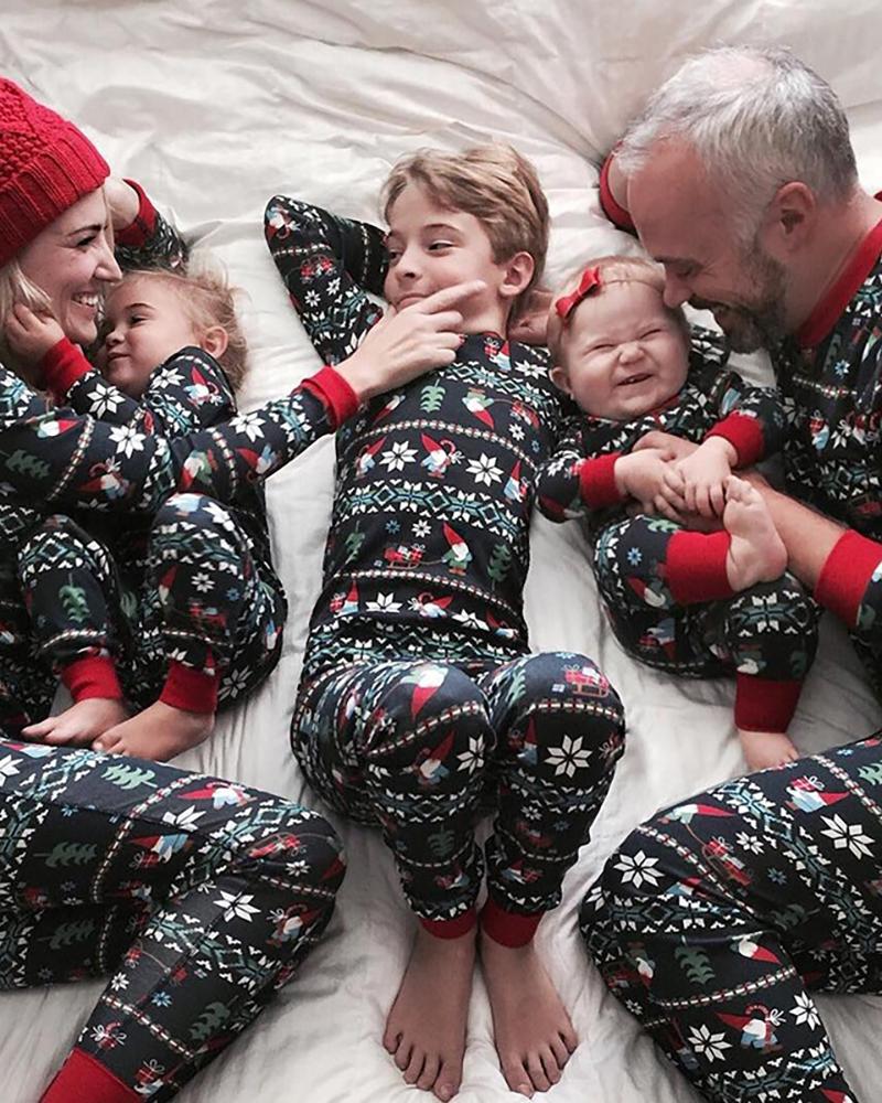  Christmas Print Colorblock Pajamas Set For Kids