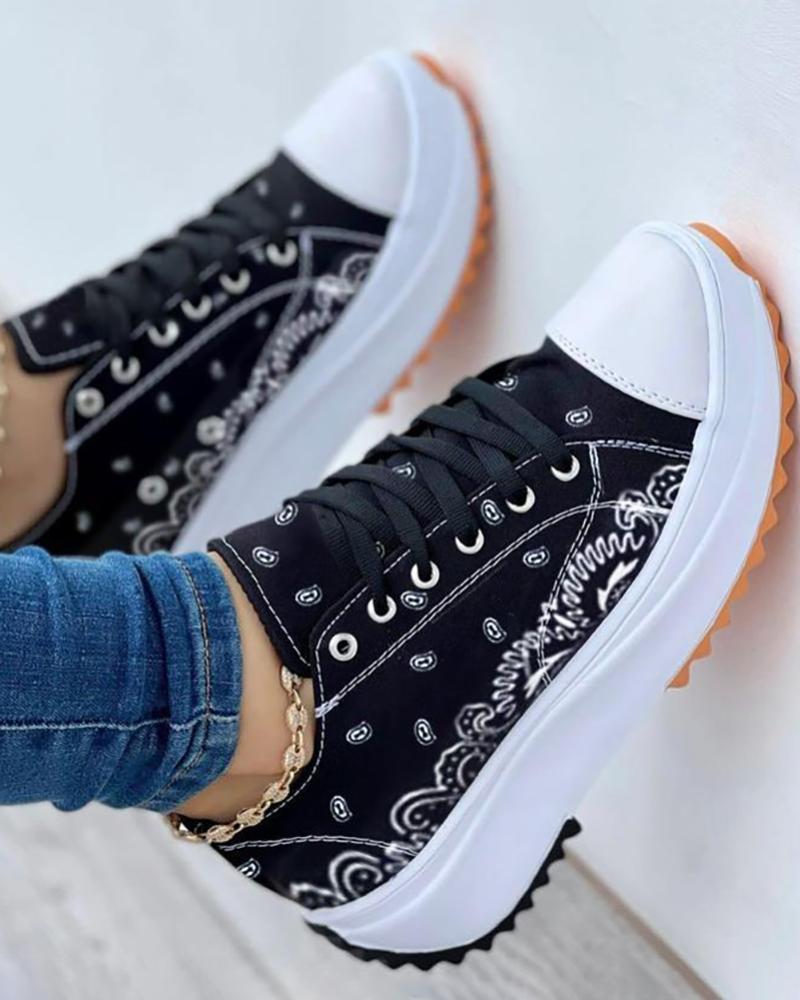 Graphic Pattern Lace-Up Front Sneakers