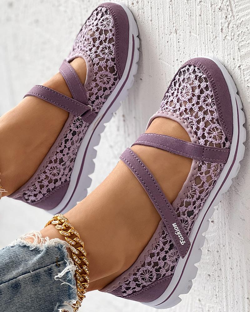 Contrast Lace Slip-on Casual Sneakers