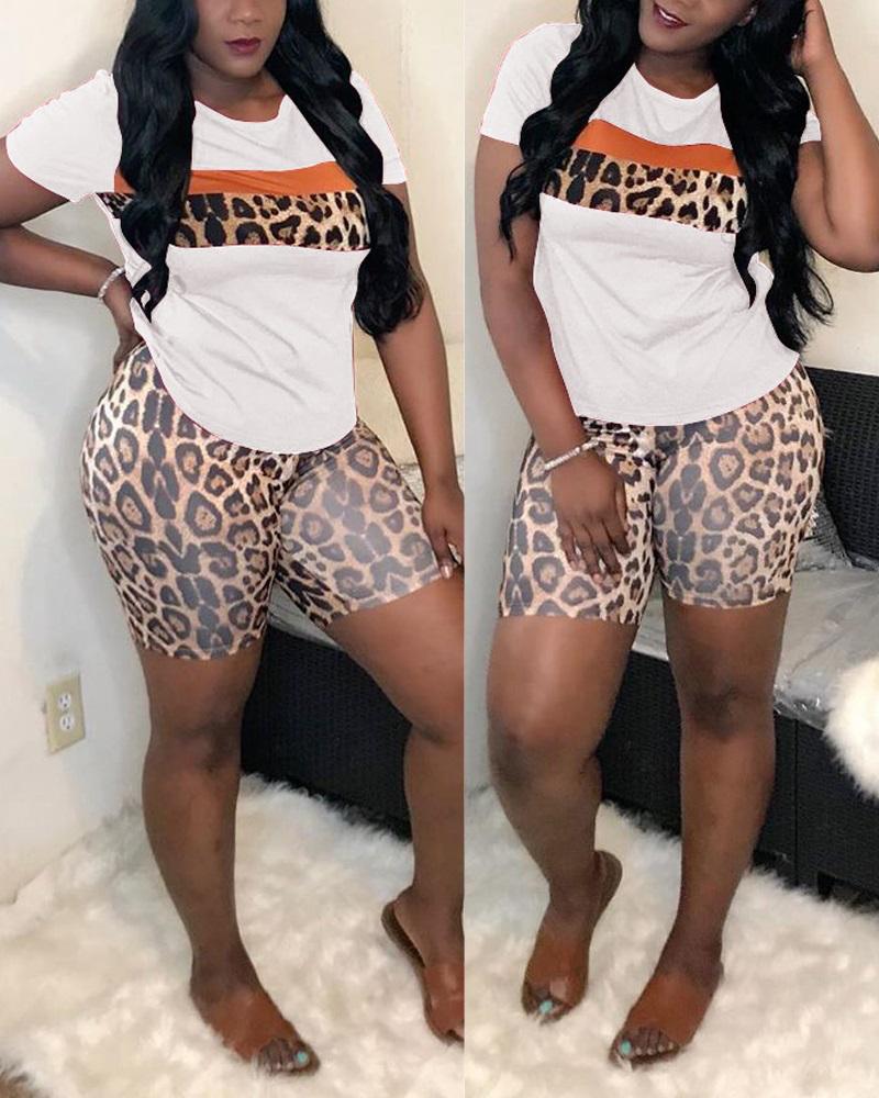 Contrast Leopard Print Round Neck Top & Shorts Set