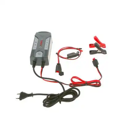 зарядное устройство! Bosch C3 заряд 3.8A 4 режима, выход. напряжение 6/12V\