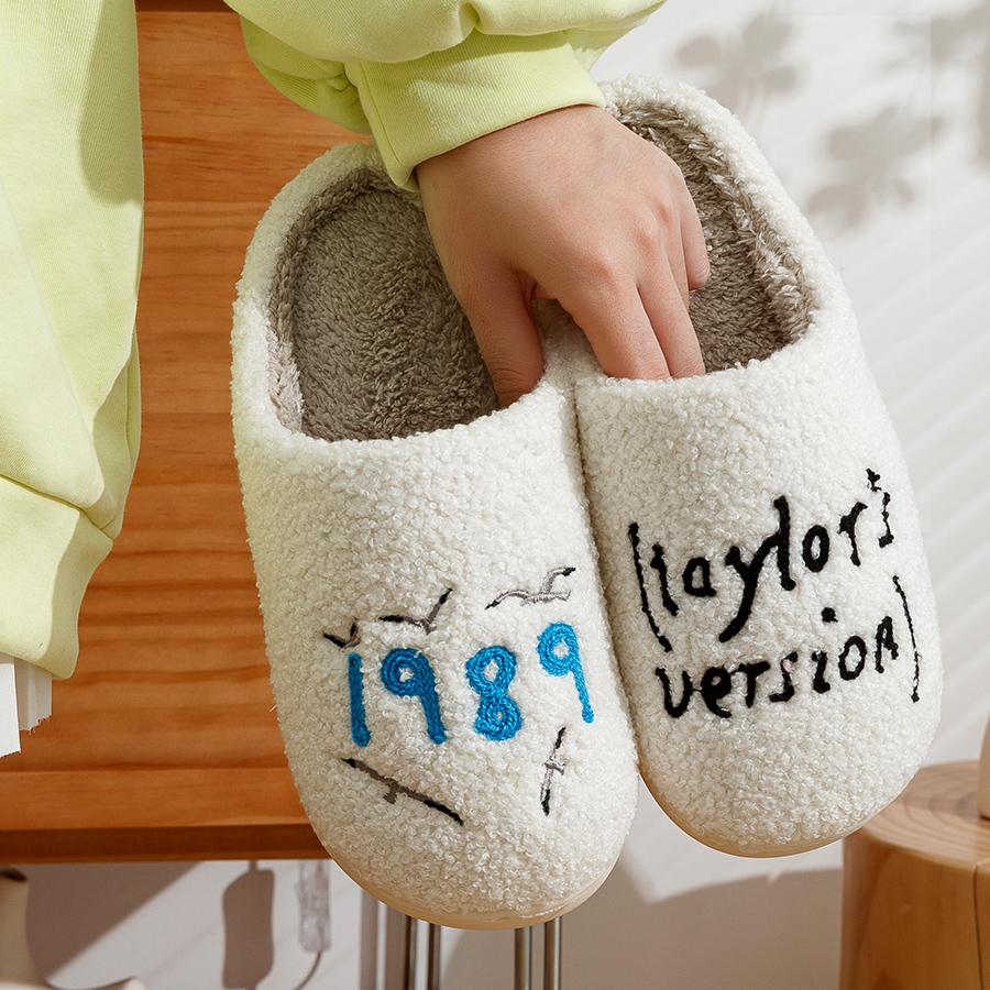 Главная Женские тапочки 1989 Taylor s Style Fans Fuzzy Comfy Taylor Swift Version Gifts Swifties Seagull Funny Girl Bedroom Shoes 37-38