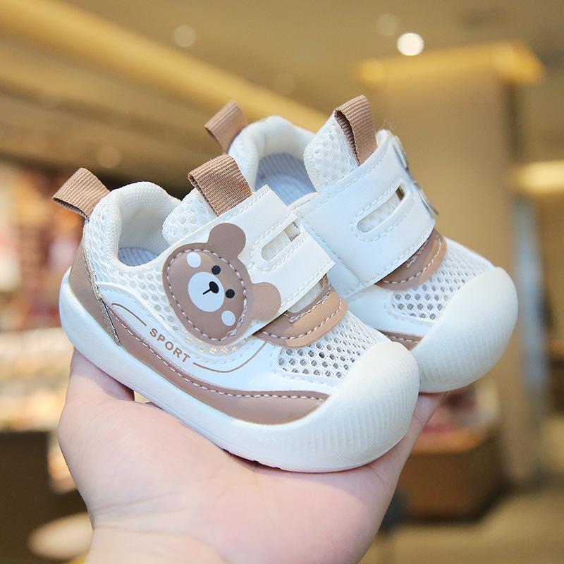 Летняя обувь для мальчиков с мягкой подошвой Обувь для малышей 1-2 лет с сетчатой подошвой Обувь для девочек с ажурной сеткой Весенняя и осенняя дышащая обувь для катания на доске 16